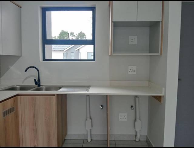 2 BEDROOM APARTMENT FOR SALE IN PINEHAVEN